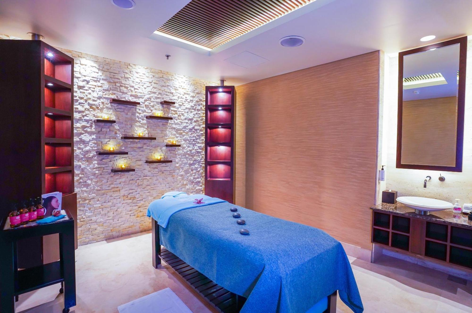 Rotana - Resort
